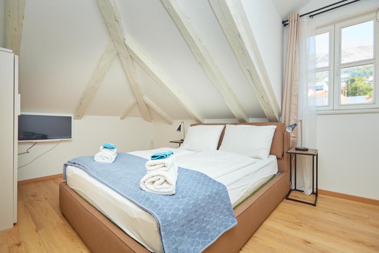 Root Guest house